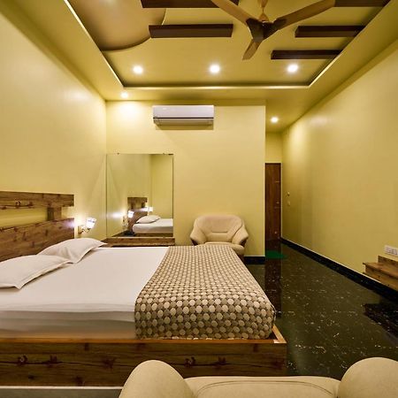Hotel Saptarang Residency Panhala Экстерьер фото