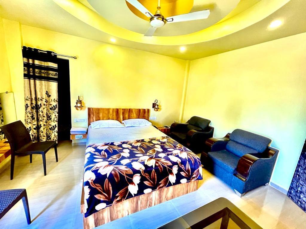 Hotel Saptarang Residency Panhala Экстерьер фото