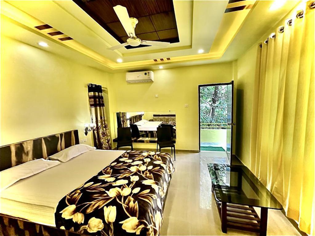 Hotel Saptarang Residency Panhala Экстерьер фото