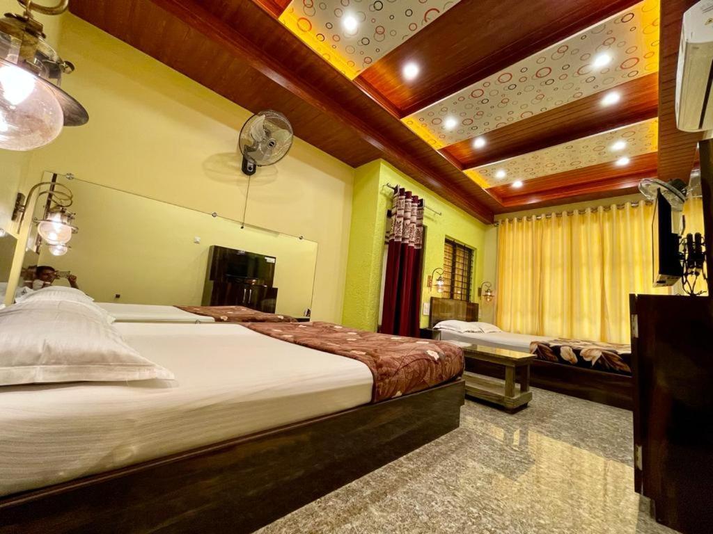 Hotel Saptarang Residency Panhala Экстерьер фото