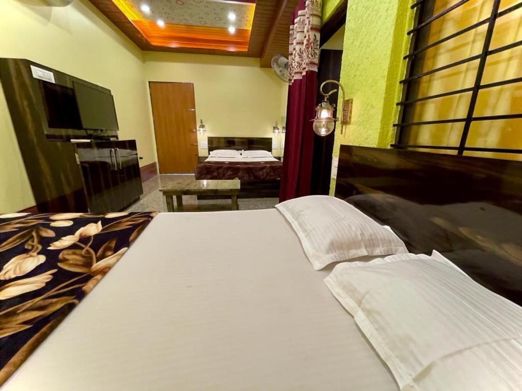 Hotel Saptarang Residency Panhala Экстерьер фото
