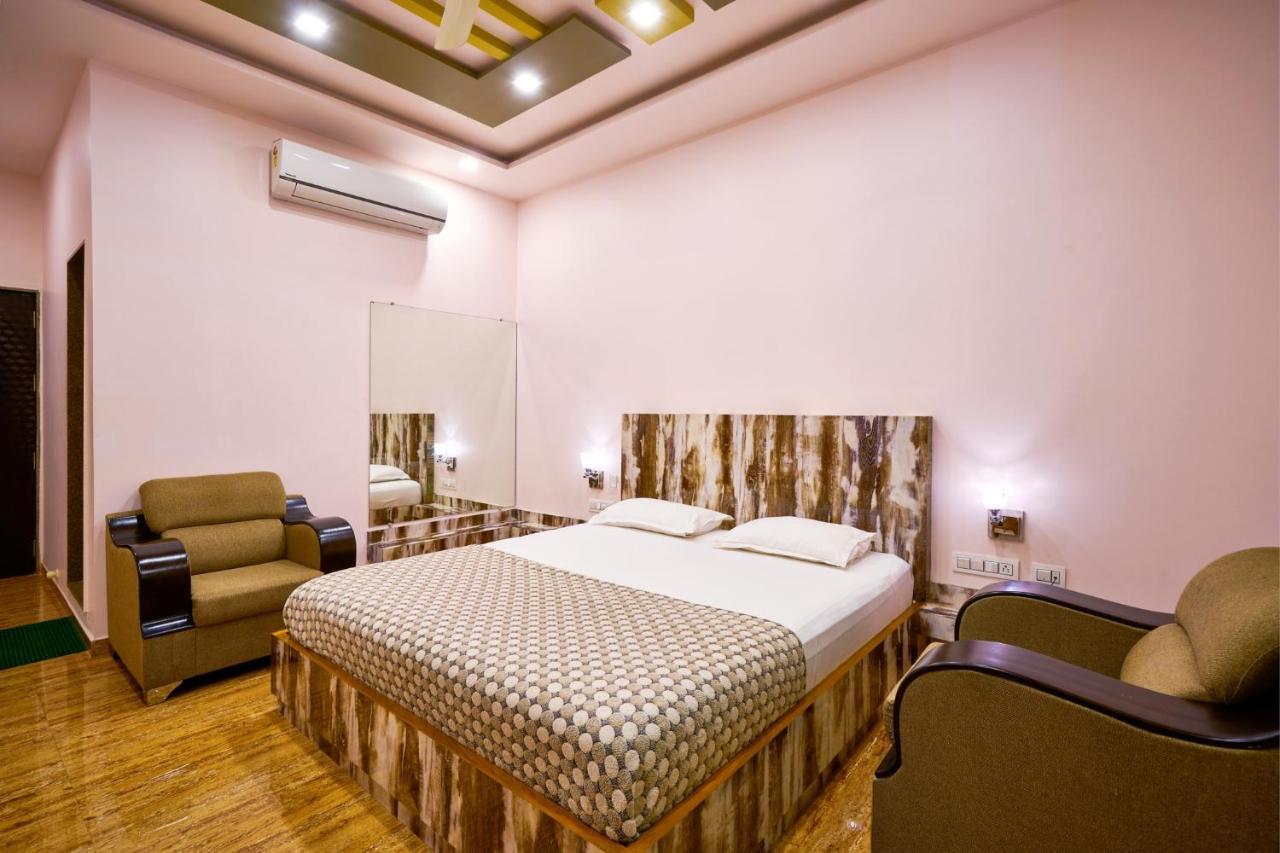 Hotel Saptarang Residency Panhala Экстерьер фото